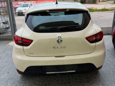 Renault Clio RENAULT CLIO 1.2 GPL Beige usata Sant'Antimo