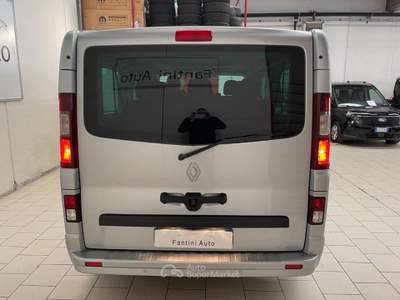 Renault Trafic PL Equilibre 9 posti 2.0 dCi c.man-LEGGI SOTTO Argento usata BRESCIA
