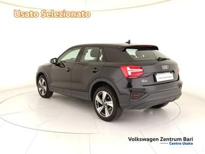Audi Q2 30 1.0 tfsi business 110cv Nero usata Bari