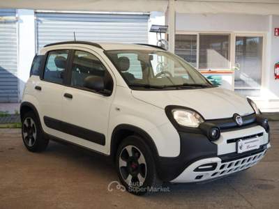 Fiat Panda 1.0 FireFly S&S Hybrid Bianco usata Quartu Sant'Elena