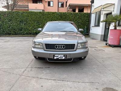 Audi A8 A8 D2 2.5 V6 TDI 180cv Quattro Tiptronic - Unipro Grigio usata Seregno