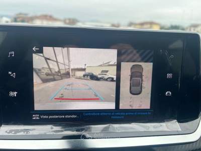 Peugeot 2008 1.2 puretech Allure s&s 100cv Arancione usata Agliana