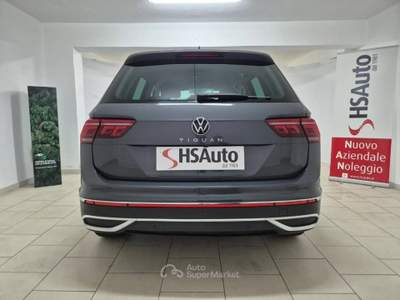 Volkswagen Tiguan 2.0 tdi Elegance 150cv dsg usata Messina