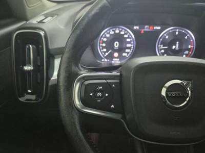 Volvo XC40  usata Messina