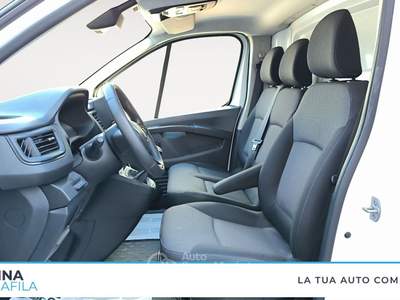 Renault Trafic  t27 2.0 blue dci 130cv l1h1 Bianco usata Marcianise