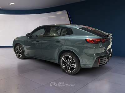 BMW X2 U10 sdrive 20d 48V auto Verde usata Torino