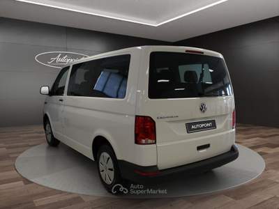 Volkswagen Caravelle Caravelle 2.0 TDI 110CV PC Trendline Bianco usata Venezia
