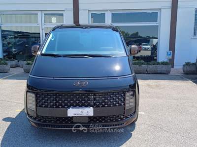 Hyundai Staria 2.2 AT 4WD 7 posti Luxury ( NO VINCOLO FINANZIARIO ) Nero usata Veggiano