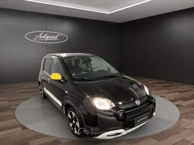 Fiat Pandina Pandina 1.0 FireFly 65 CV Hybrid Cross Nero usata Venezia