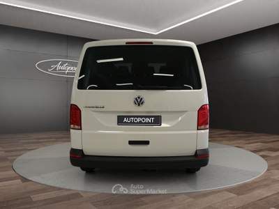 Volkswagen Caravelle Caravelle 2.0 TDI 110CV PC Trendline Bianco usata Venezia