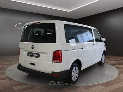 Volkswagen Caravelle Caravelle 2.0 TDI 110CV PC Trendline Bianco usata Venezia