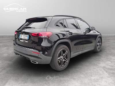 Mercedes-Benz GLA 200 D Premium 8G-DCT Nero usata Lucca