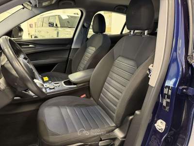 Alfa Romeo Stelvio Stelvio 2020 2.2 t Business rwd 160cv auto Blu/Azzurro usata Foligno