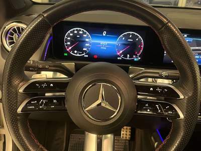 Mercedes-Benz Classe GLB 200D AMG Line Premium Plus 4matic auto Bianco usata Foligno