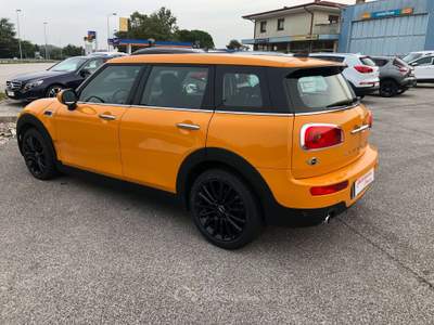 MINI Cooper Mini Clubman 2.0 Cooper D auto Arancione usata Buja
