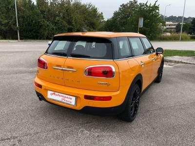 MINI Cooper Mini Clubman 2.0 Cooper D auto Arancione usata Buja