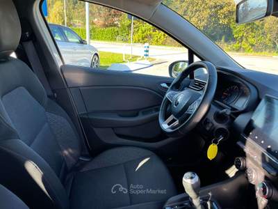Renault Clio Clio 0.9 tce energy Business 90cv Bianco usata Buja