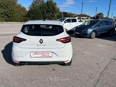 Renault Clio Clio 0.9 tce energy Business 90cv Bianco usata Buja