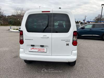 Peugeot Partner Partner  Tepee 1.6 bluehdi 4x4 100cv Bianco usata Buja