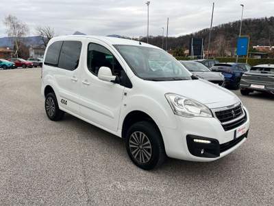 Peugeot Partner Partner  Tepee 1.6 bluehdi 4x4 100cv Bianco usata Buja