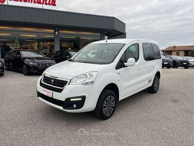 Peugeot Partner Partner  Tepee 1.6 bluehdi 4x4 100cv Bianco usata Buja