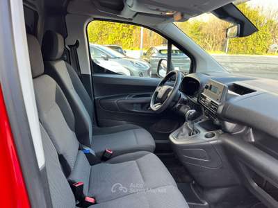 Toyota Proace MT L2 S  FURGONE Rosso usata Buja