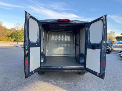 Peugeot Boxer 330 L1H1 Grigio usata Buja