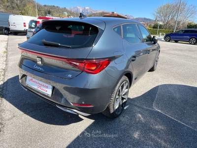 Seat Leon Leon IV  2.0 tdi FR 150cv dsg Grigio usata Buja