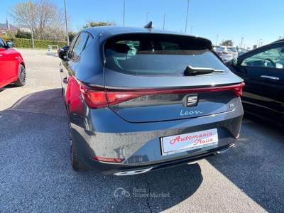 Seat Leon Leon IV  2.0 tdi FR 150cv dsg Grigio usata Buja