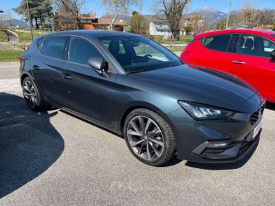 Seat Leon Leon IV  2.0 tdi FR 150cv dsg Grigio usata Buja