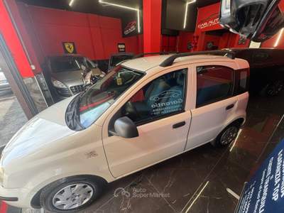 Fiat Panda Dynamic Bianco usata Giugliano in Campania