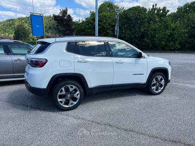 Jeep Compass 2.0 mjt Longitude 4wd 140cv auto my19 Bianco usata Buja
