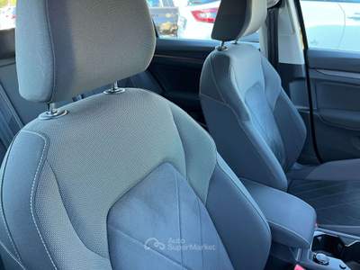 Volkswagen Golf Golf VIII  2.0 tdi Style 150cv dsg Nero usata Buja