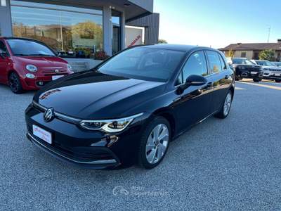 Volkswagen Golf Golf VIII  2.0 tdi Style 150cv dsg Nero usata Buja