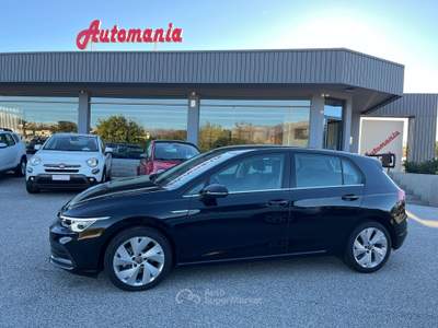 Volkswagen Golf Golf VIII  2.0 tdi Style 150cv dsg Nero usata Buja