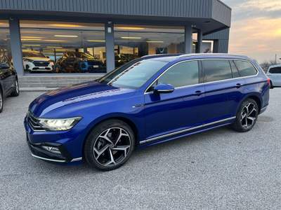 Volkswagen Passat Passat Variant 2000 TDI EXECUTIVE 200cv dsg Blu/Azzurro usata Buja