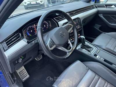 Volkswagen Passat Passat Variant 2000 TDI EXECUTIVE 200cv dsg Blu/Azzurro usata Buja