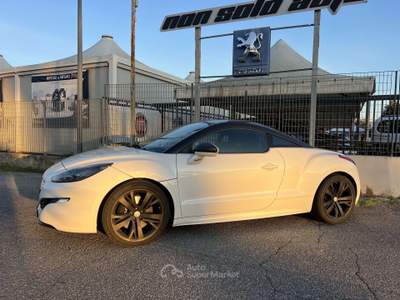 Peugeot RCZ 2.0 hdi 16v 163cv Bianco usata Roma