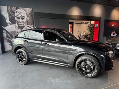 Alfa Romeo Stelvio 2.9 V6 520 CV Quadrifoglio AT8 Q4 Nero usata Milano