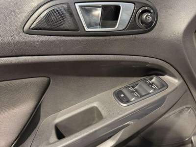 Ford EcoSport 1.5 Benzina Titanium AUTOMATICA NEOPATENTATI Bianco usata Cornaredo