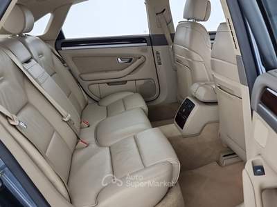 Audi A8 3.0 V6 tdi quattro tiptronic Fap Blu/Azzurro usata Reggio nell'Emilia