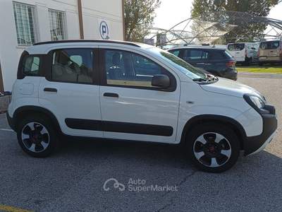 Fiat Panda Panda Cross 1.0 FireFly S&S Hybrid Bianco usata Veggiano