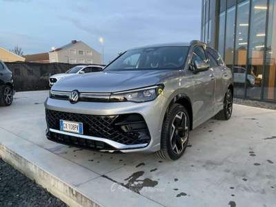 Volkswagen Tiguan 2.0 TDI 150 CV DSG R-Line Argento usata Pieve di Cento