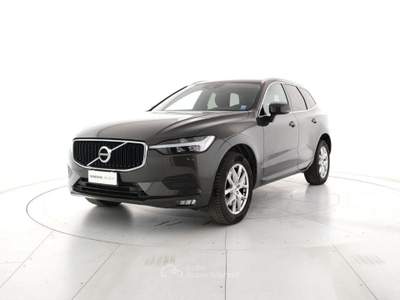 Volvo XC60 B4 (d) AWD Geartronic Momentum Pro Grigio usata Modena