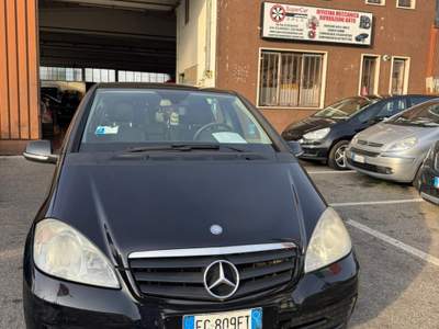 Mercedes-Benz Classe A Carrozzeria perfetta, tenuta in box Nero usata San Giuliano Milanese