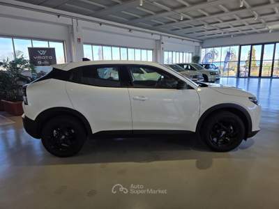 Alfa Romeo Junior 1.2 136 CV Hybrid eDCT6 Bianco usata Riva presso Chieri