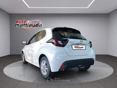 Mazda 2 MAZDA2 1.5 vvt full hybrid electric Centre Line e-cvt Bianco usata Cuneo