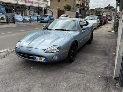 Jaguar XK XK8 4.0 COUPE Grigio usata Sant'Antimo