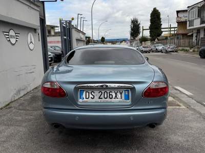 Jaguar XK XK8 4.0 COUPE Grigio usata Sant'Antimo