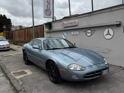 Jaguar XK XK8 4.0 COUPE Grigio usata Sant'Antimo
